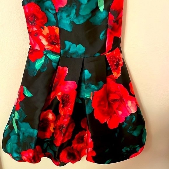 𝅺XTRAORDINARY Girl’s Floral Print Dress Size 10 - Picture 7 of 10